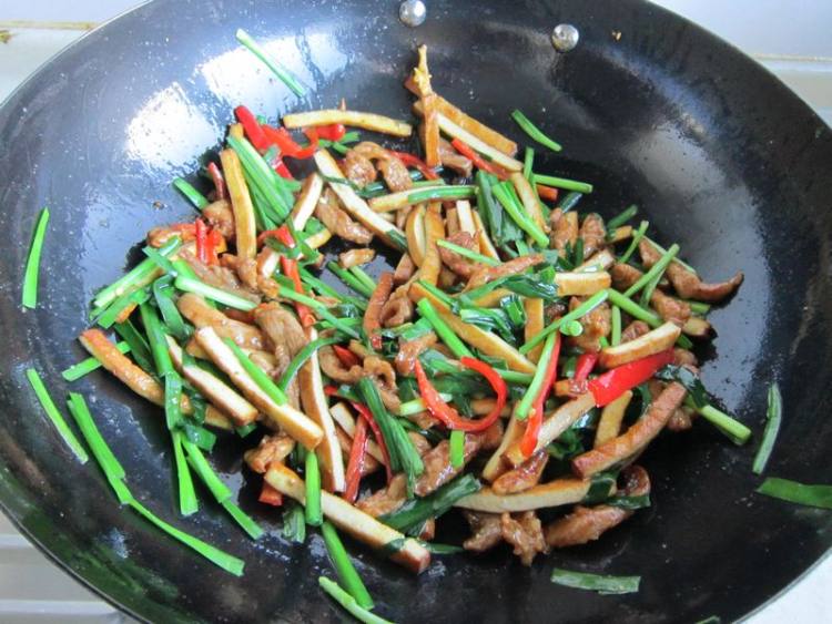 韭菜香干炒羊肉步骤11