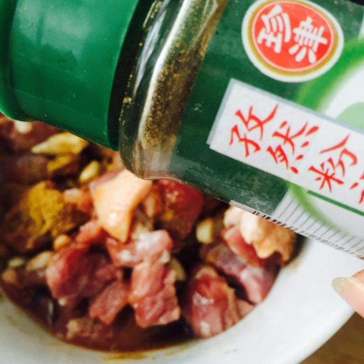 小羊肉串步骤7