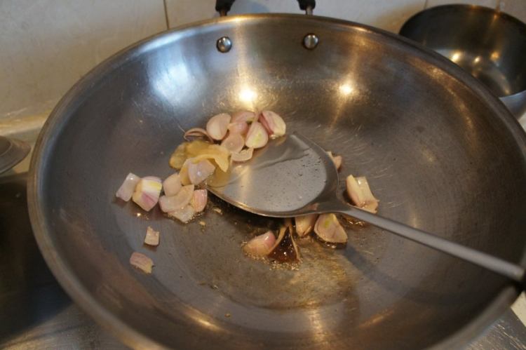 红咖喱羊肉饭步骤9