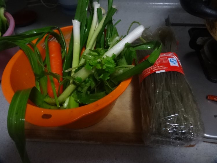 羊肉粉丝锅步骤5