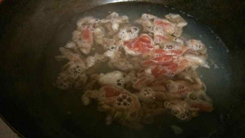 孜然大葱炒羊肉片步骤3