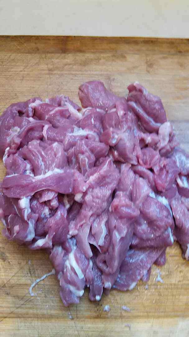 铁板孜然羊肉步骤2