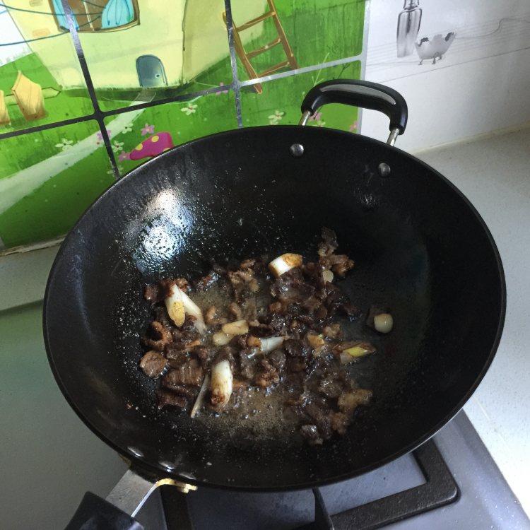 阿魏菇炒羊肉步骤9