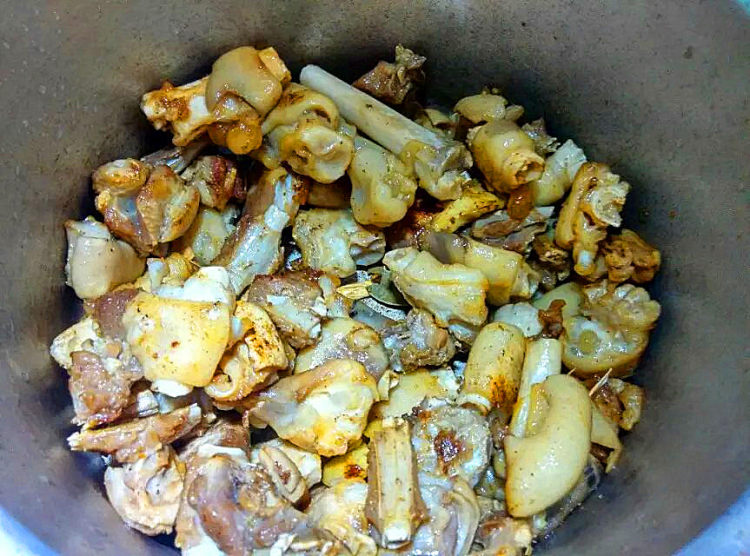 滋补羊肉汤步骤4