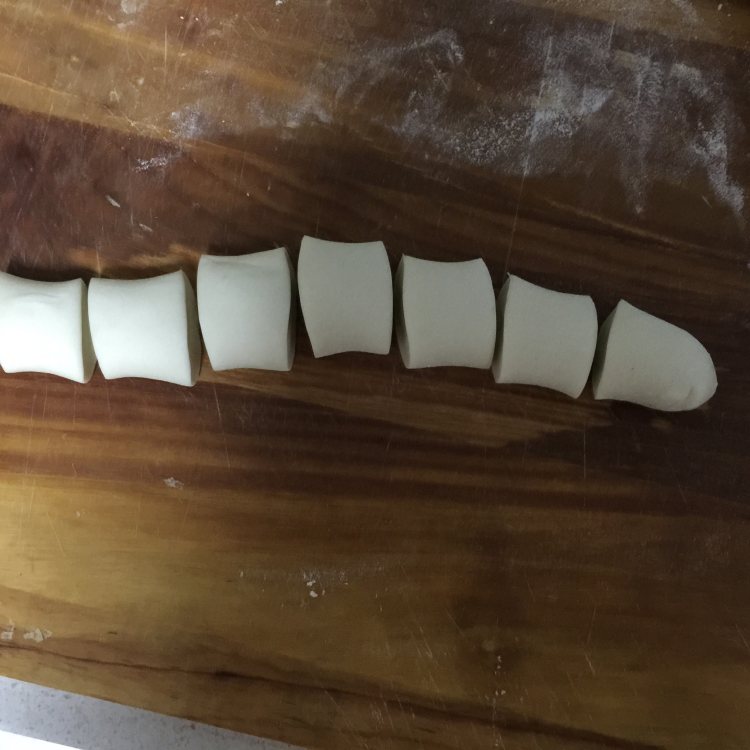 羊肉毛芹锅贴步骤9