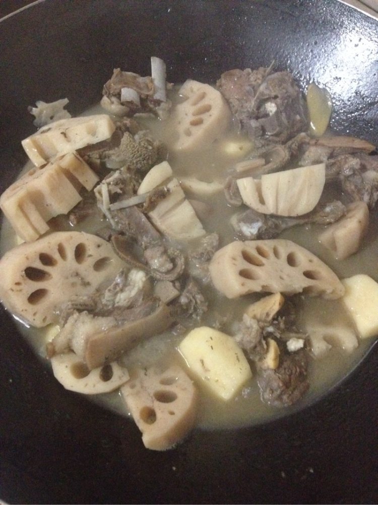 莲藕焖羊肉步骤12