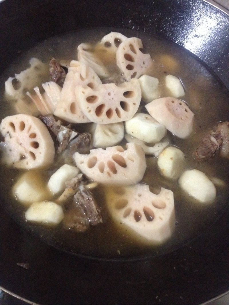 莲藕焖羊肉步骤11