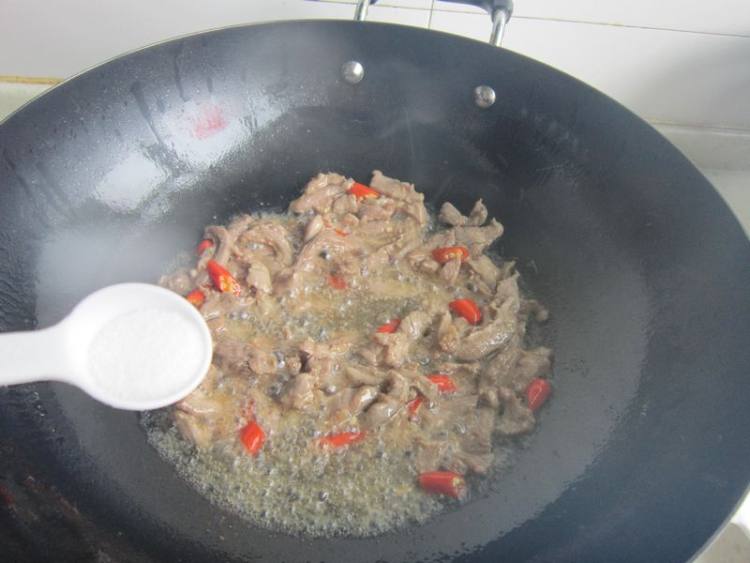 香菜炒羊肉步骤7