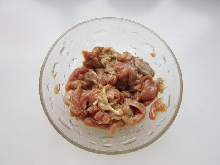 香菜炒羊肉步骤4