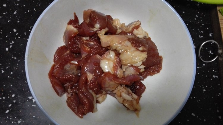 飘香羊肉薯条步骤2