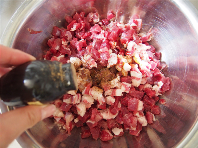 蒜瓣羊肉串步骤5