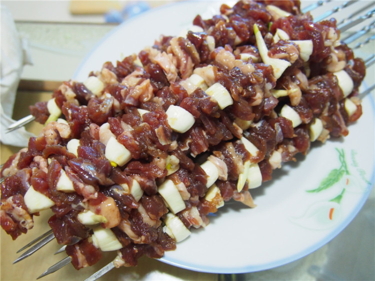 蒜瓣羊肉串步骤6
