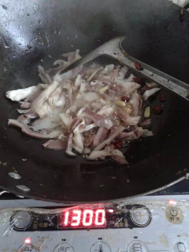 胡萝卜孜然羊肉步骤7
