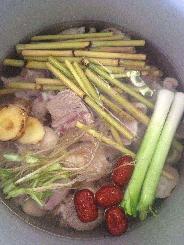 甘蔗羊肉煲步骤3