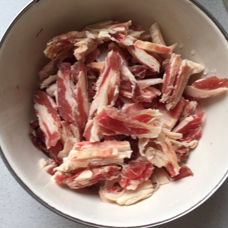 毛白菜炒油豆腐步骤5