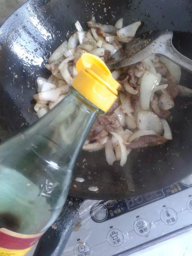 孜然洋葱羊肉步骤6
