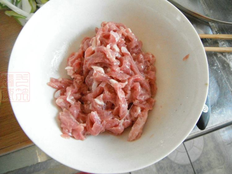 葱炒羊肉步骤4