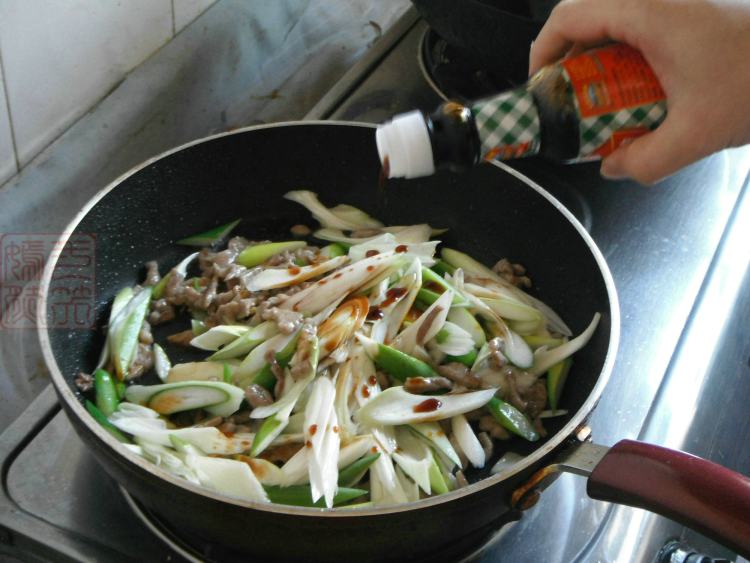 葱炒羊肉步骤10