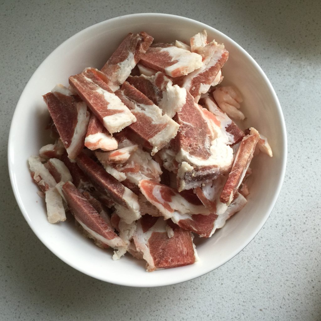 豆芽粉条肉步骤1