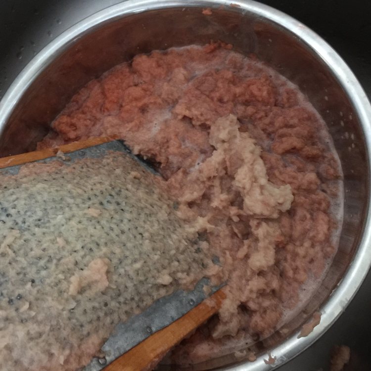洋芋鱼鱼汤面步骤2