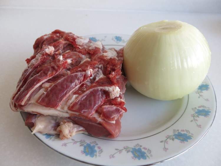 羊肉洋葱馅饺子步骤2