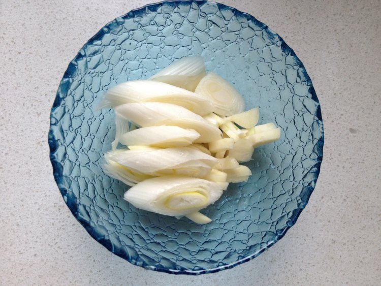 羊肉炒蘑菇步骤3