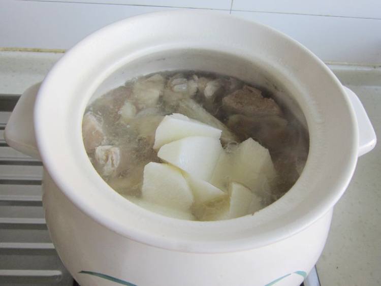 山药炖羊肉步骤8