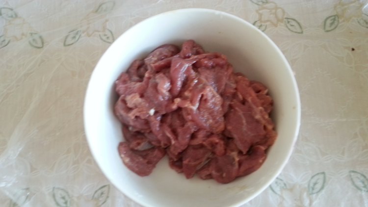 铁板孜然炒羊肉步骤2