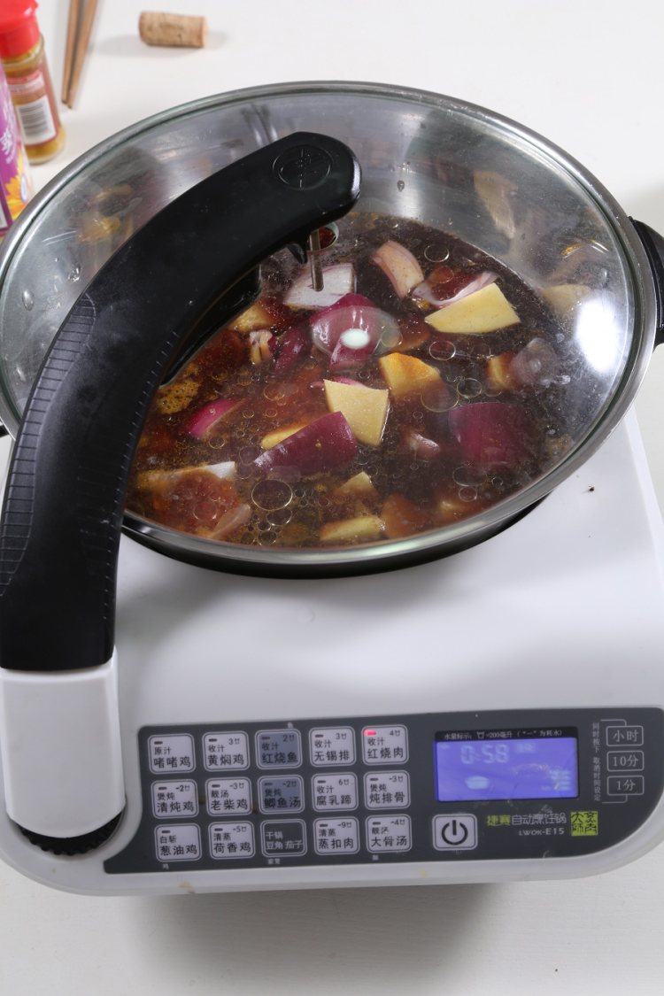 红酒咖喱烩羊肉步骤3