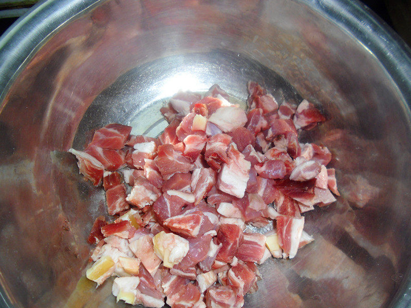 羊肉黑豆汤步骤1