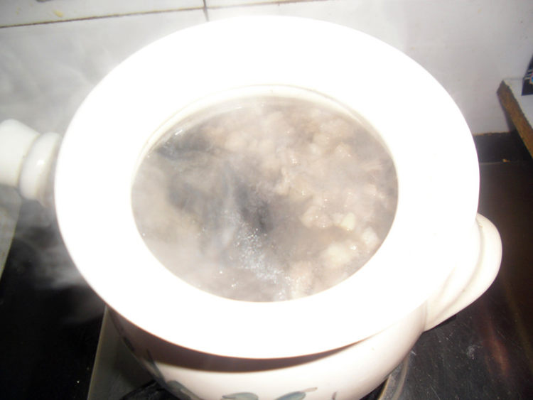 羊肉黑豆汤步骤8