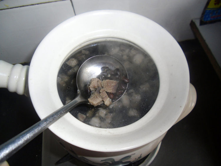 羊肉黑豆汤步骤9