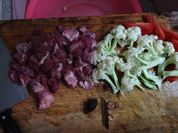 多蔬煨羊肉步骤2