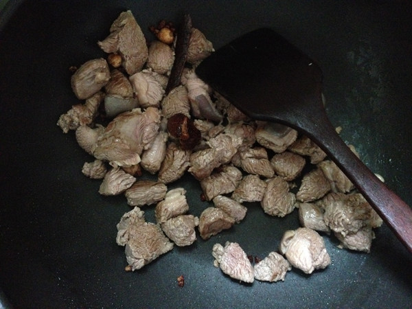 多蔬煨羊肉步骤5
