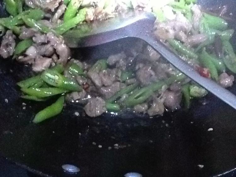 青椒炒羊肉步骤11