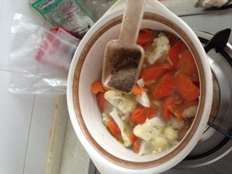 羊肉焖菜花胡萝卜步骤8