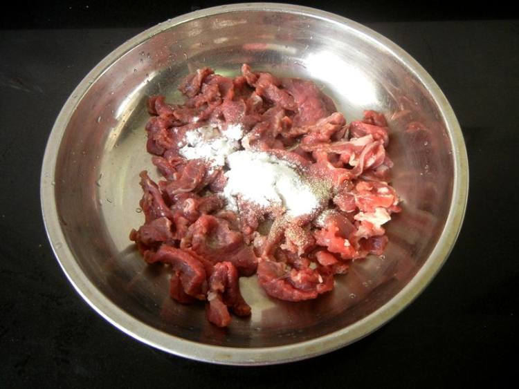 青蒜炒羊肉步骤5