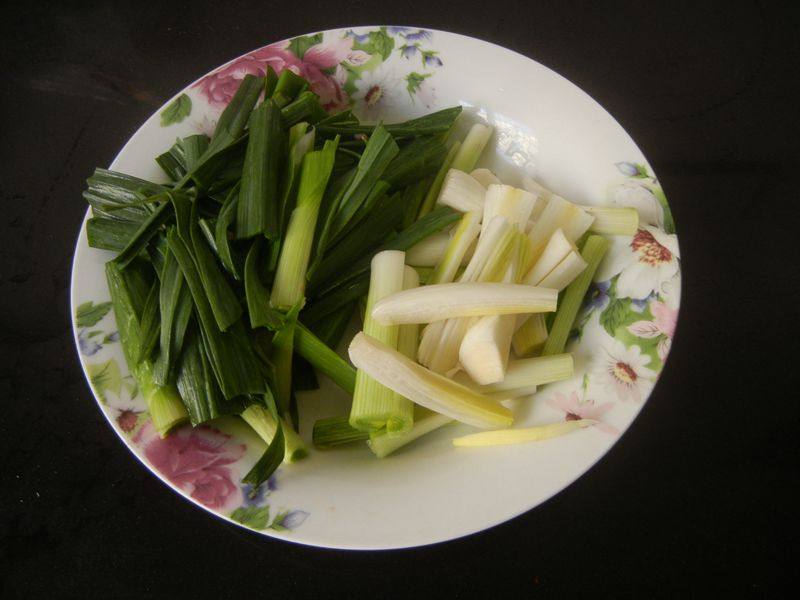 青蒜炒羊肉步骤2