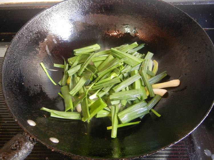 青蒜炒羊肉步骤9