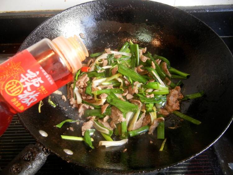 青蒜炒羊肉步骤12