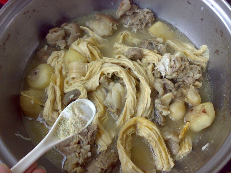 清煮羊肉步骤7