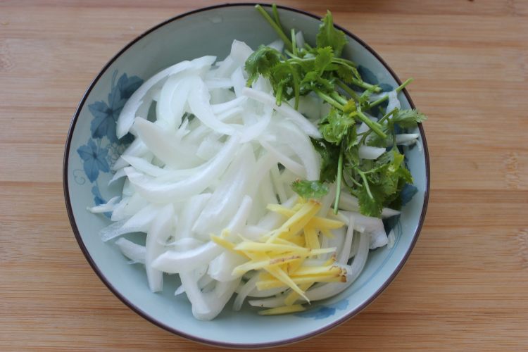 铁板孜然羊肉卷步骤6