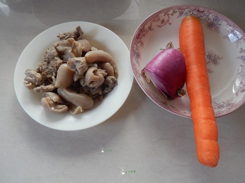 咖喱羊肉步骤1