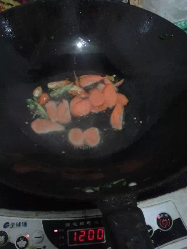 炒羊肉步骤4