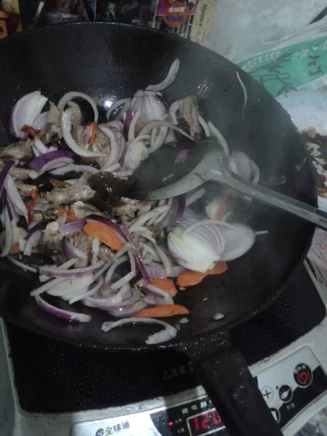 炒羊肉步骤9