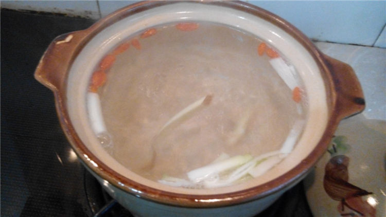 羊肉萝卜粉丝汤步骤8