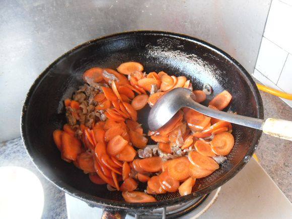 羊肉炒胡萝卜步骤9