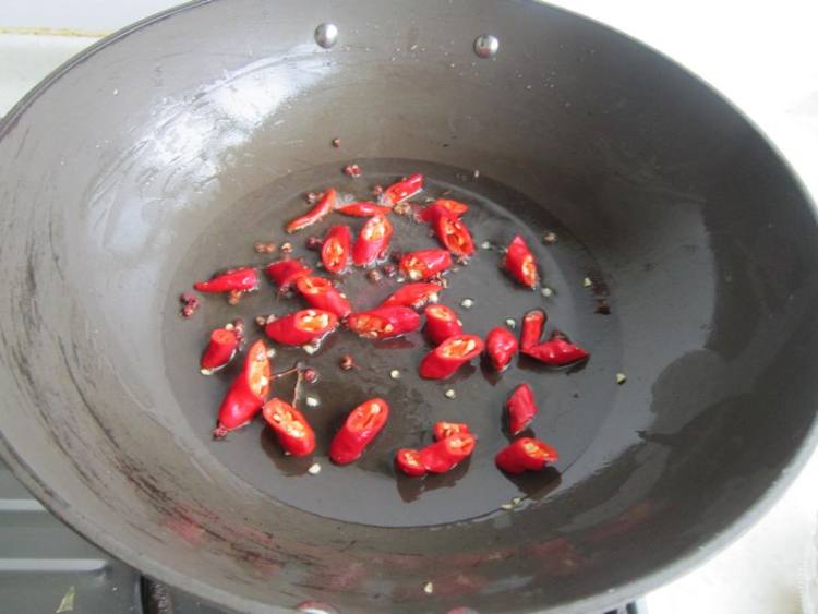 扁豆炒羊肉步骤7