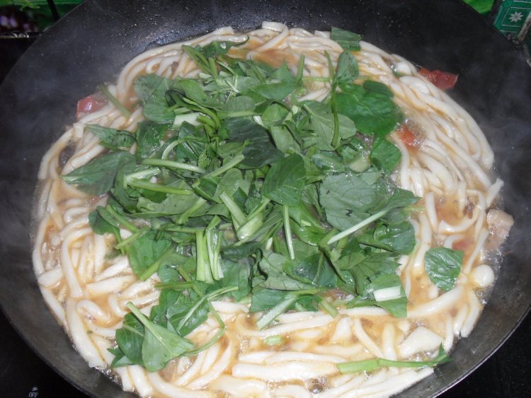 野蘑菇炮仗子汤饭步骤9