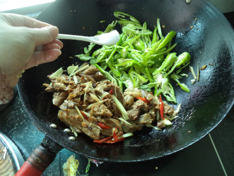 米椒烧羊肉步骤9